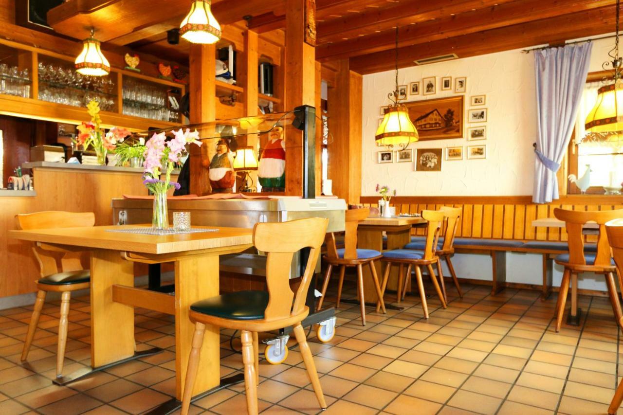 Hotel - Restaurant Hirschen - Werneths Landgasthof Beim Europa- Park Rust Райнхаузен Экстерьер фото